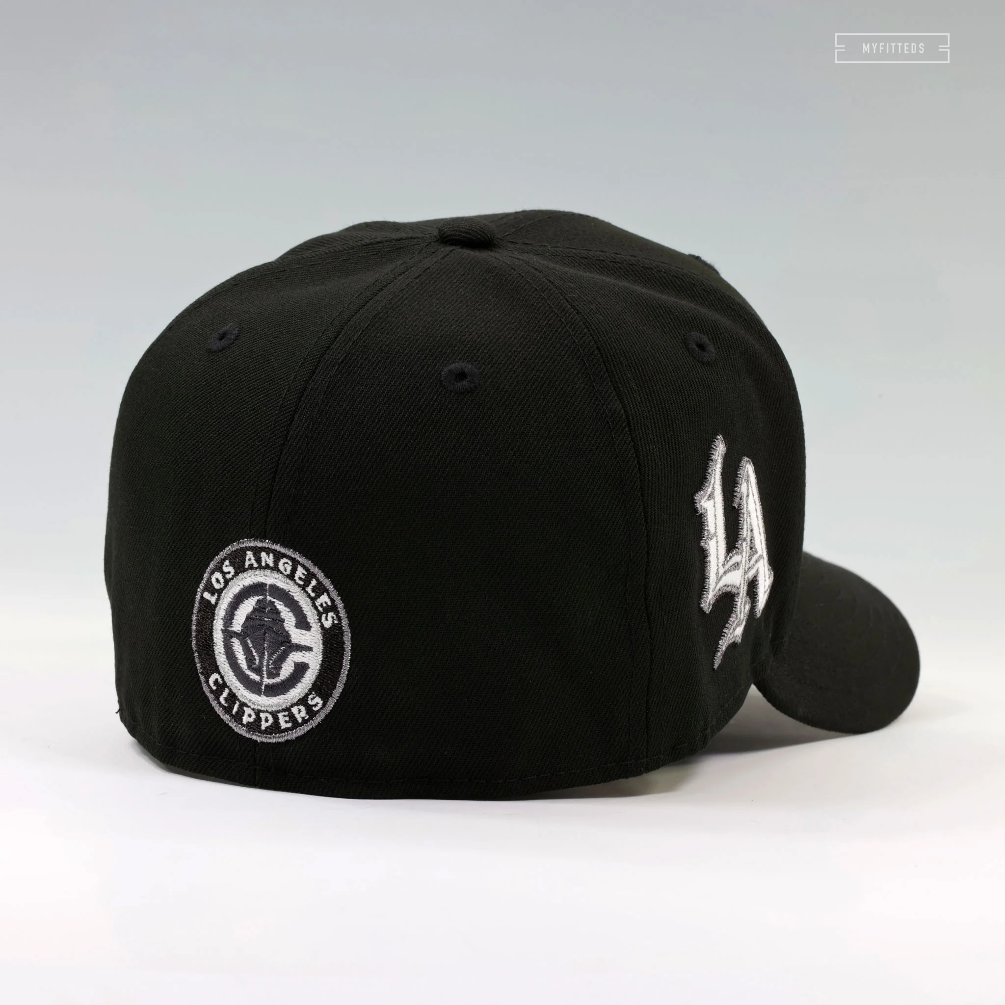 LOS ANGELES CLIPPERS OLDE ENGLISH GRAND THEFT AUTO INSPIRED NEW ERA FITTED CAP - Image 4