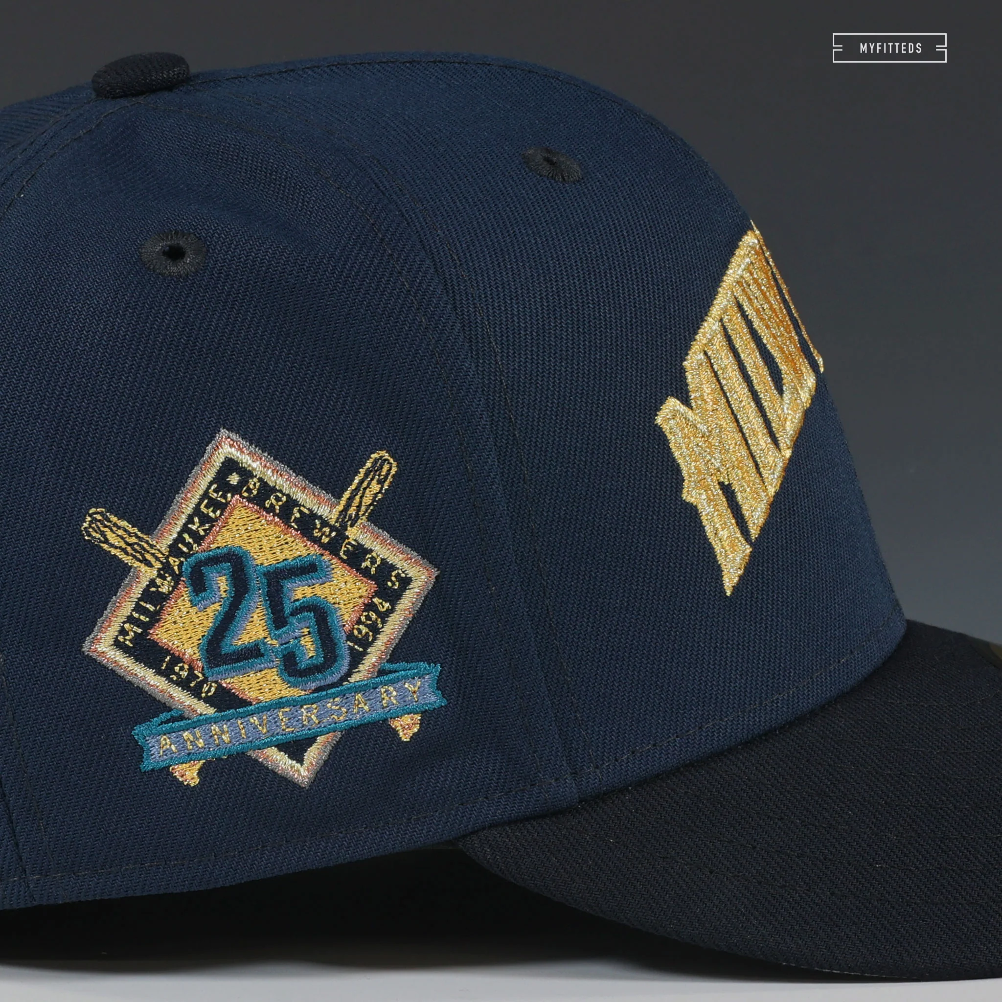 MILWAUKEE BREWERS 25TH ANNIVERSARY NAVY AND GOLD NEW ERA FITTED CAP - Image 5