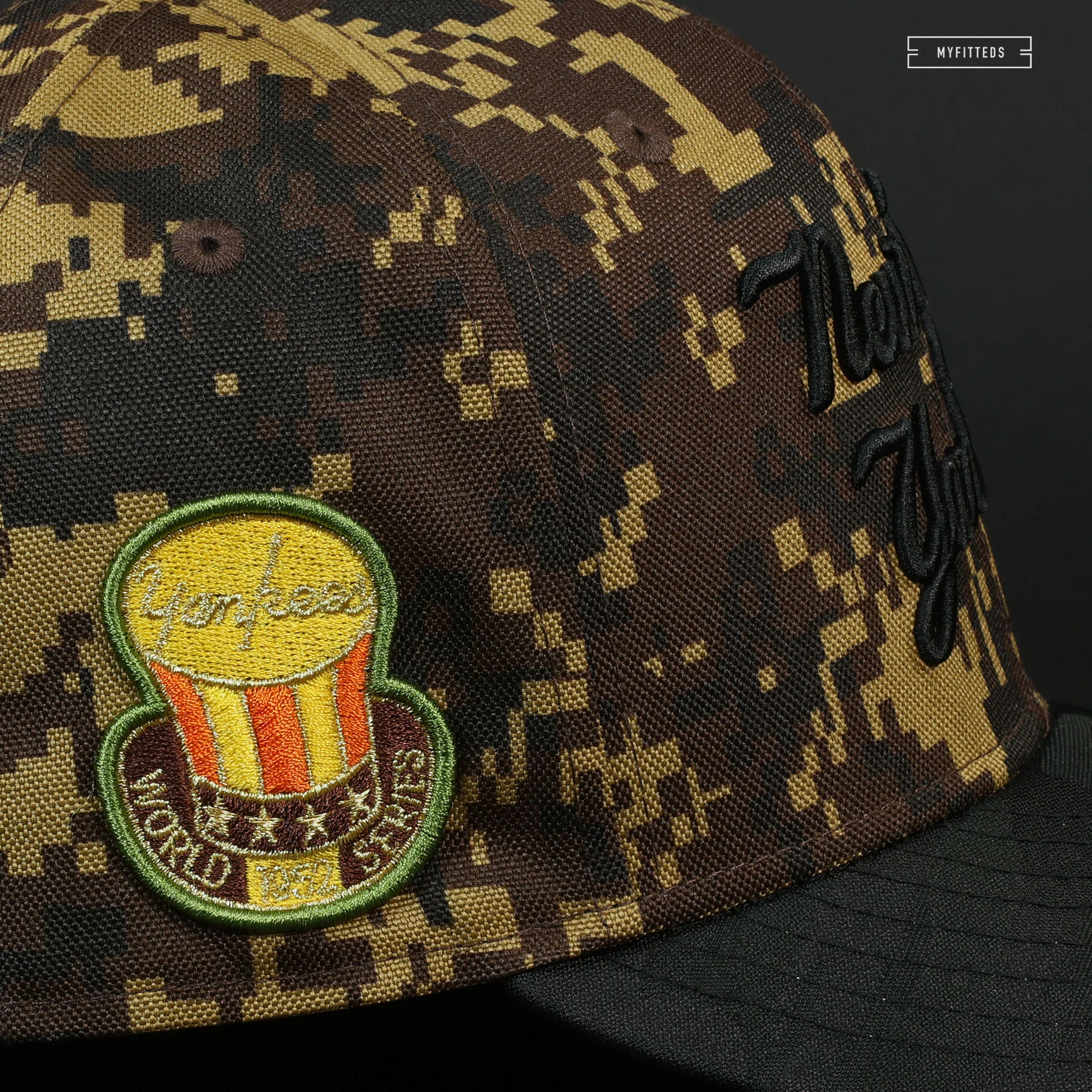 NEW YORK YANKEES 1952 WORLD SERIES / 50TH YEAR DIGI DESERT CAMO NEW ERA FITTED CAP - Image 6