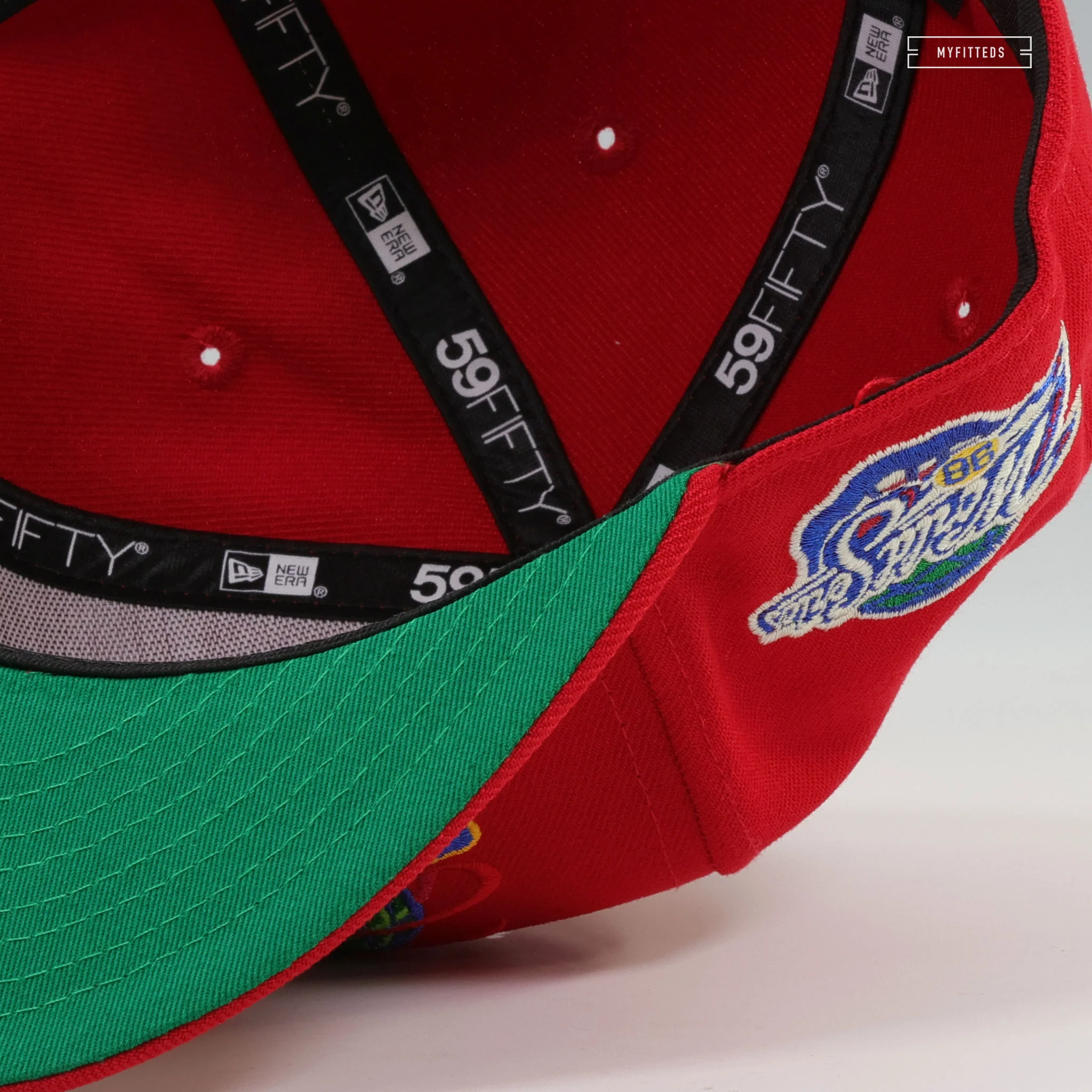 NEW YORK YANKEES 1998 WORLD SERIES CHAMPIONS SPIKE LEE INSPIRED NEW ERA FITTED CAP - Image 7